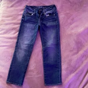American Eagle straight leg jean capri pants